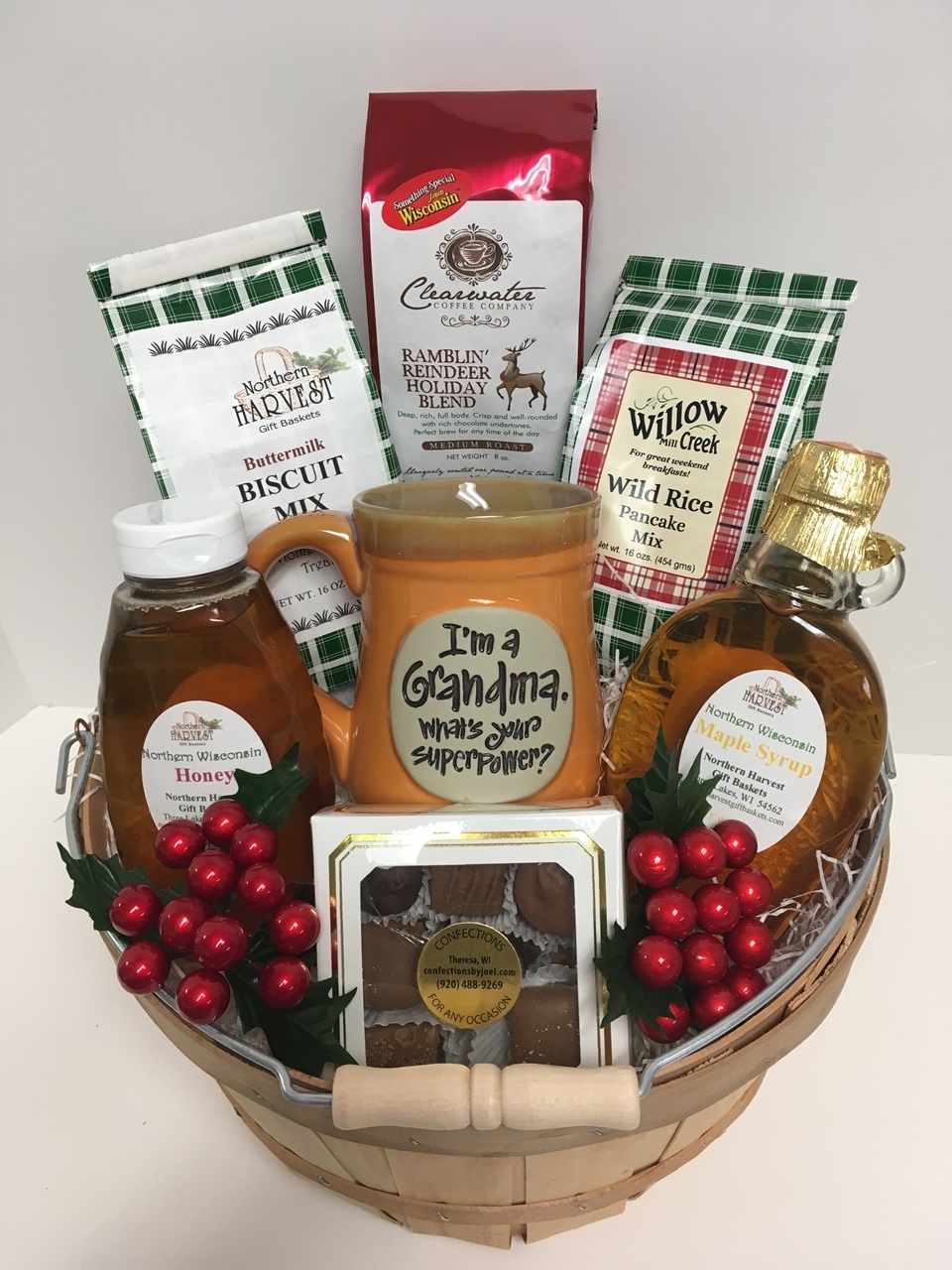 Wisconsin Gifts For Sharing Christmas Basket - Northern Harvest Gift Baskets